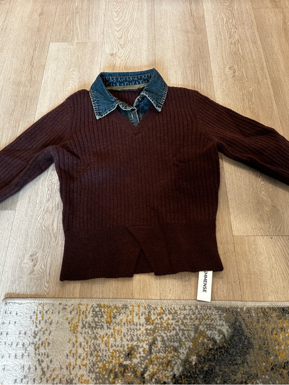 Commense Women's V-Neck Ribbed Sweater in Deep Brown L